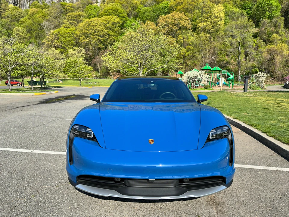 2022 Porsche Taycan 4 - Image 6 of 29