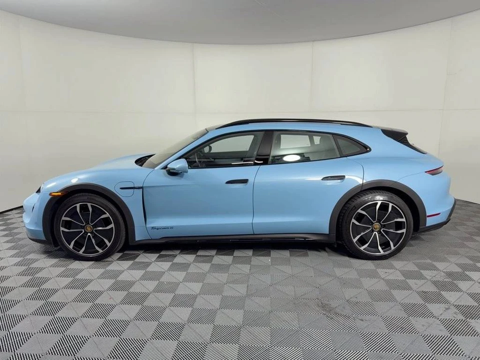 2022 Porsche Taycan Cross Turismo - Image 2 of 5