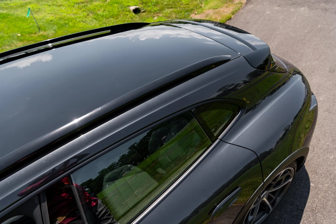 2022 Porsche Taycan - Image 15 of 31