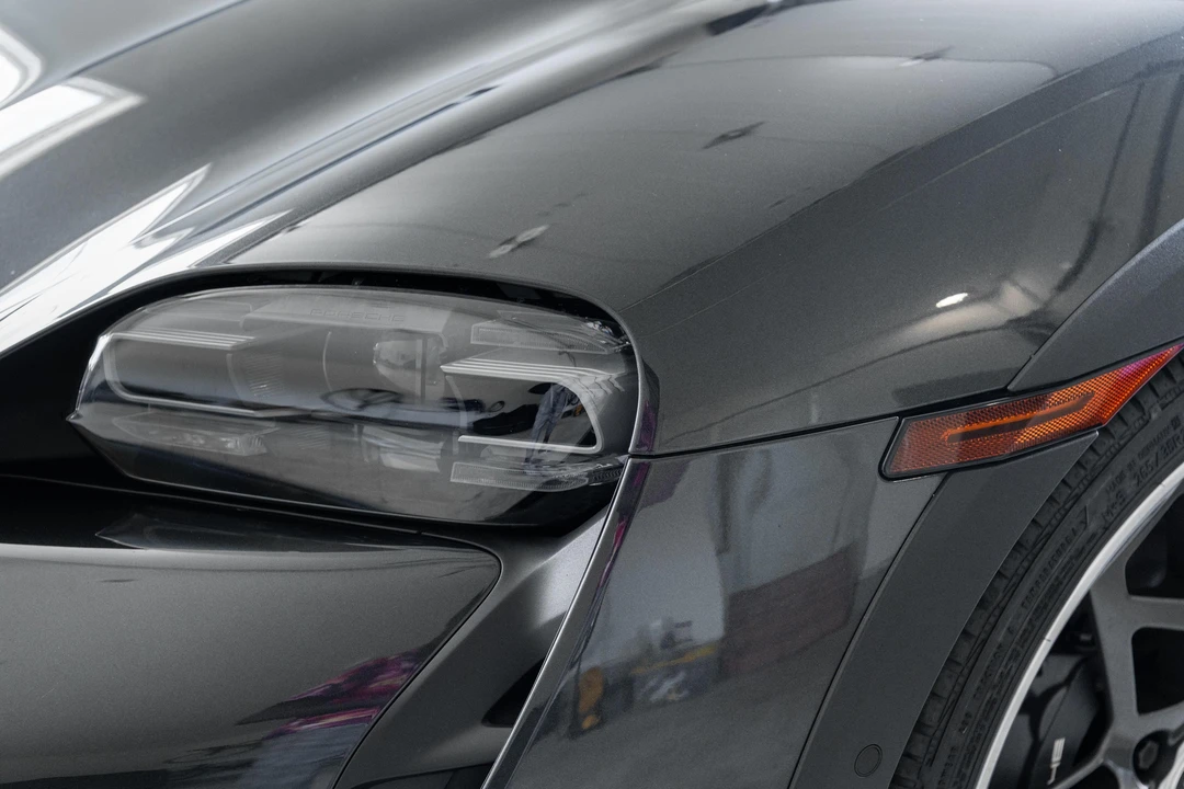2022 Porsche Taycan - Image 30 of 31