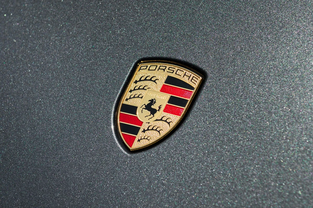 2022 Porsche Taycan - Image 24 of 31