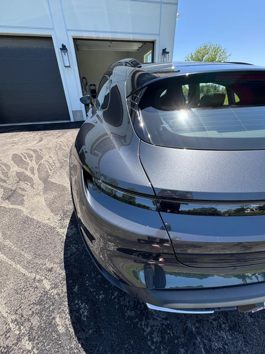 2022 Porsche Taycan - Image 16 of 31