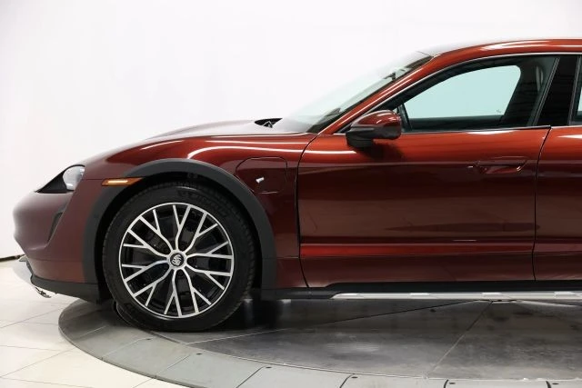 2022 Porsche Taycan 4 - Image 7 of 12