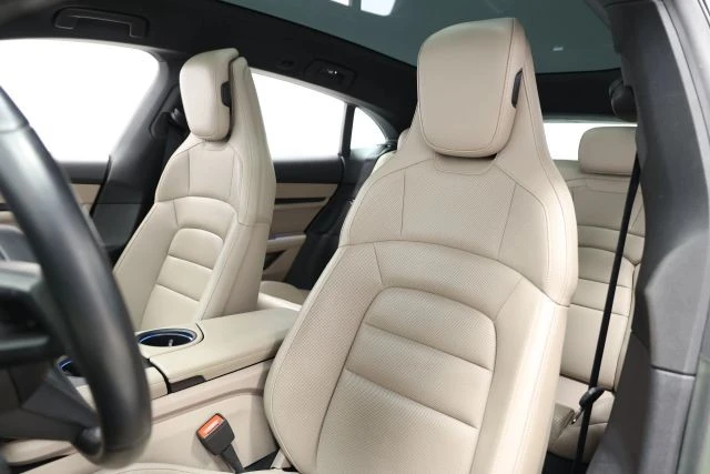 2022 Porsche Taycan 4 - Image 17 of 21