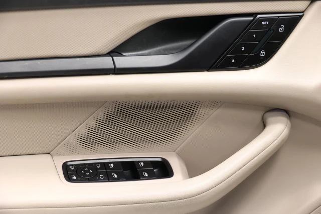 2022 Porsche Taycan 4 - Image 12 of 21