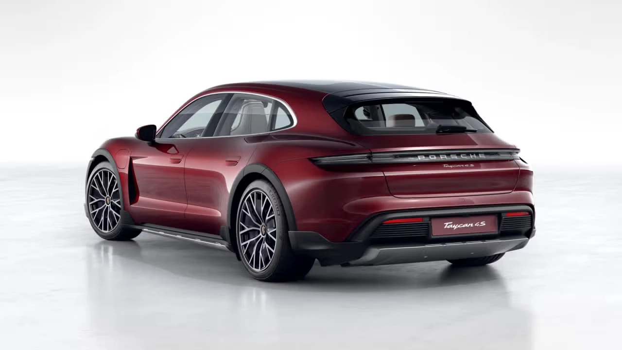 2022 Porsche Taycan Cross Turismo - Image 20 of 30