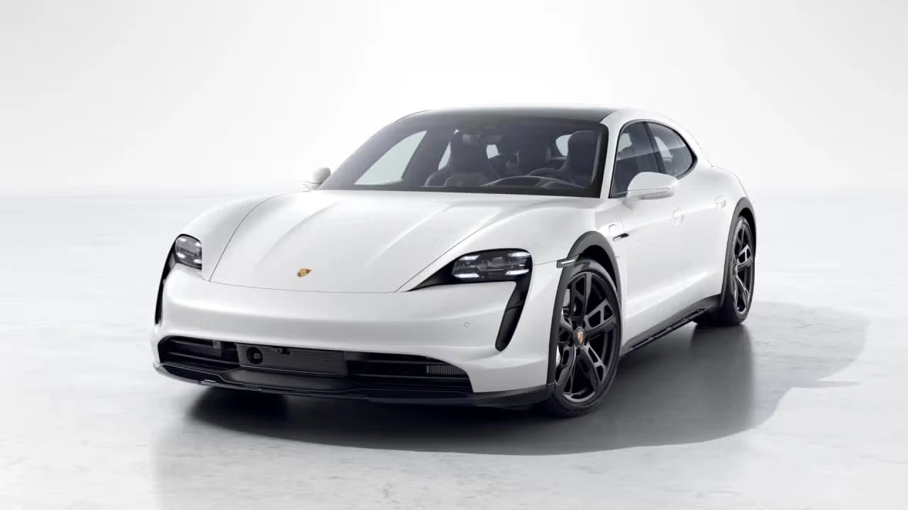2022 Porsche Taycan Cross Turismo - Image 4 of 31