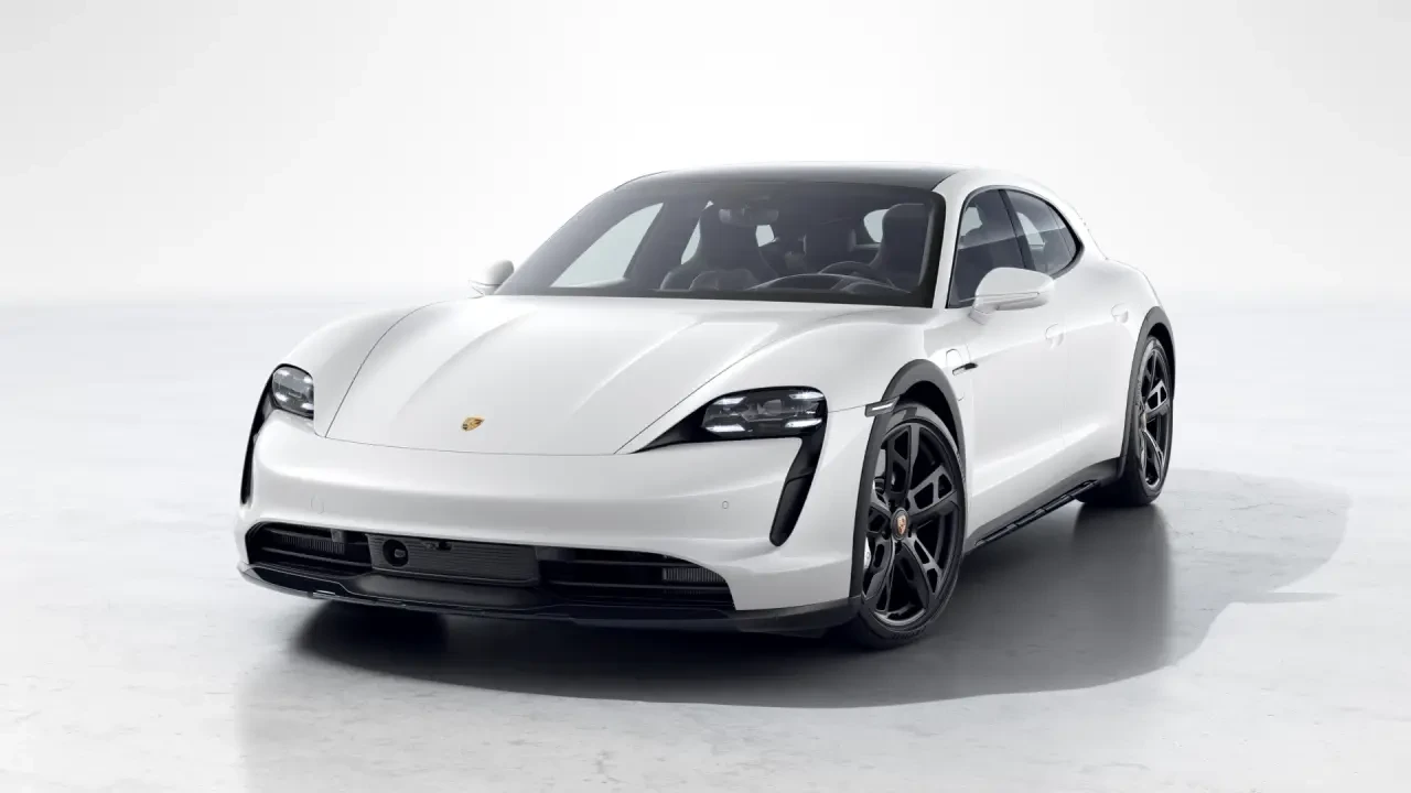 2022 Porsche Taycan Cross Turismo - Image 8 of 31