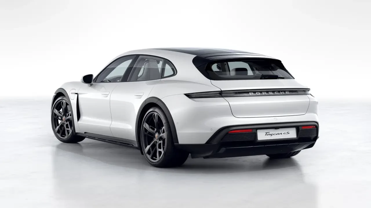 2022 Porsche Taycan Cross Turismo - Image 24 of 31