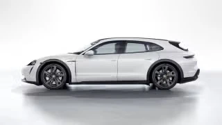 2022 Porsche Taycan Cross Turismo - Image 9 of 31