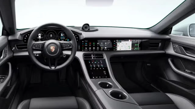 2022 Porsche Taycan Cross Turismo - Image 26 of 31