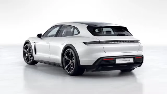 2022 Porsche Taycan Cross Turismo - Image 18 of 31