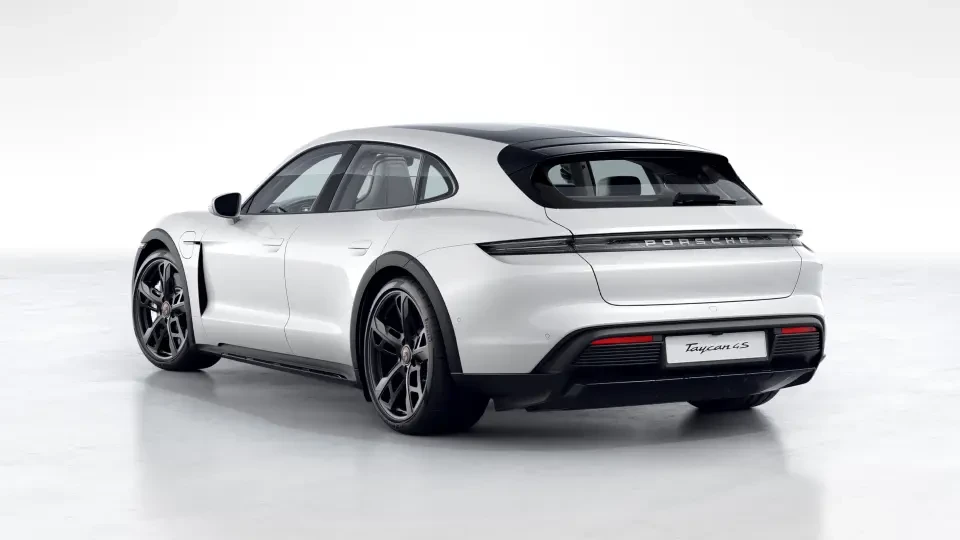 2022 Porsche Taycan Cross Turismo - Image 23 of 31