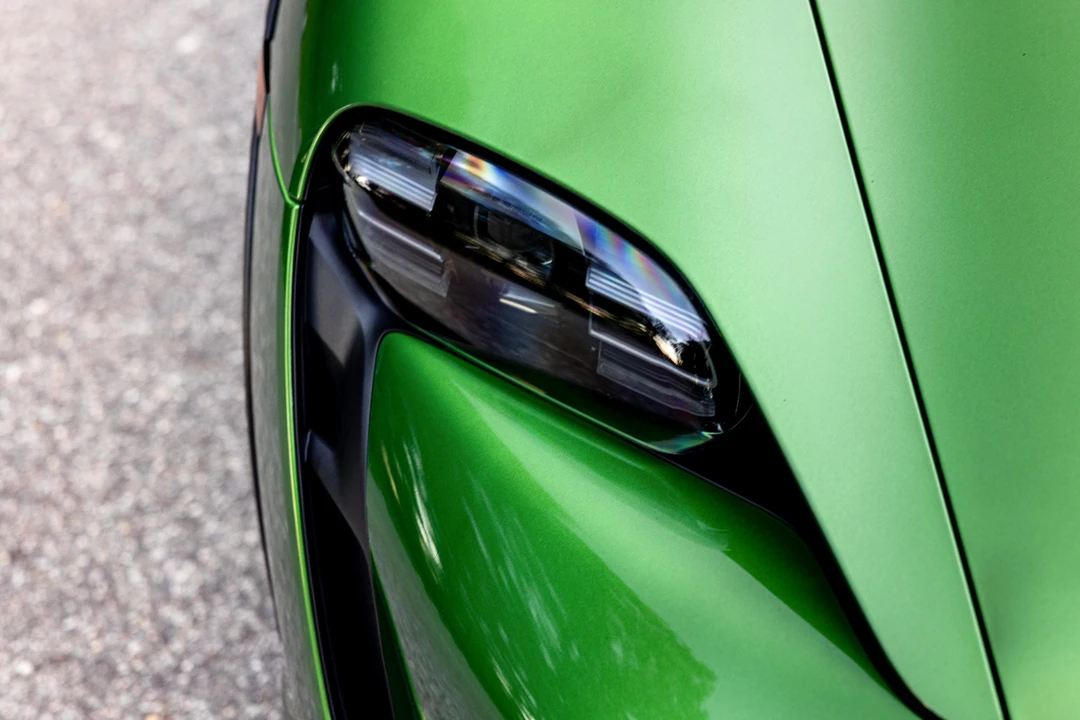 2022 Porsche Taycan Cross Turismo - Image 13 of 31
