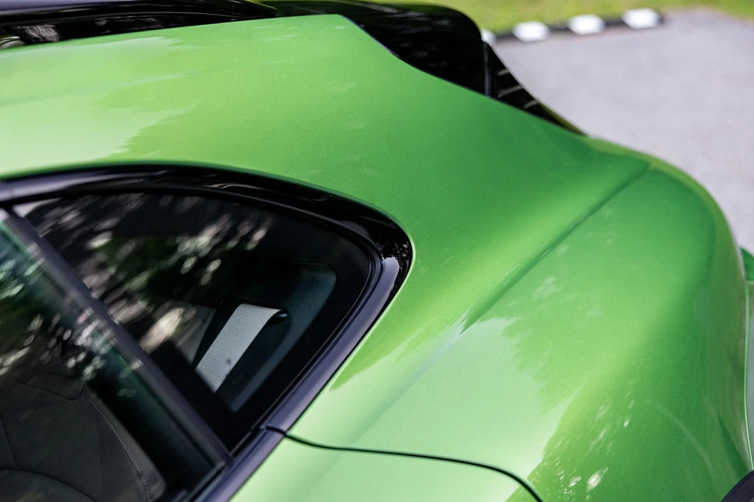 2022 Porsche Taycan Cross Turismo - Image 23 of 31