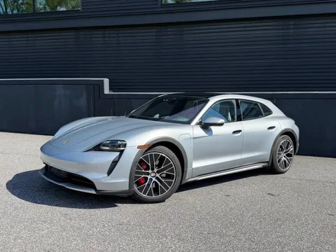 2022 Porsche Taycan 4S Cross Turismo