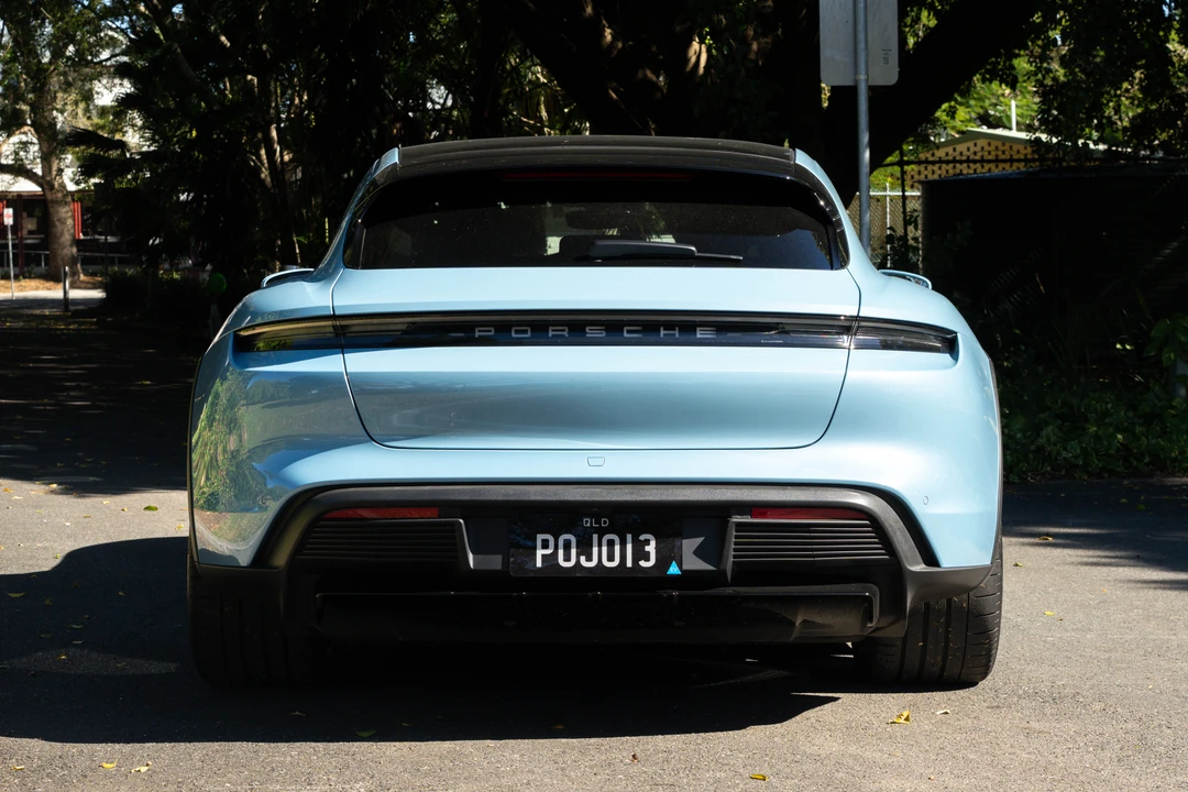 2022 Porsche Taycan 4S - Image 6 of 31