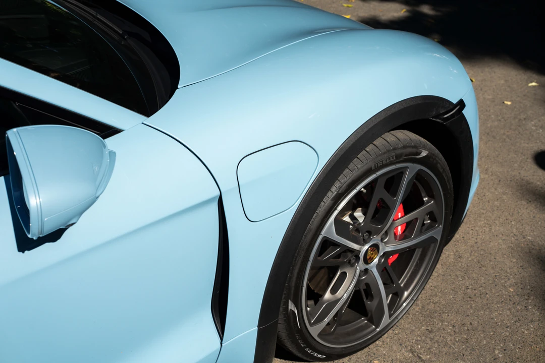 2022 Porsche Taycan 4S - Image 28 of 31