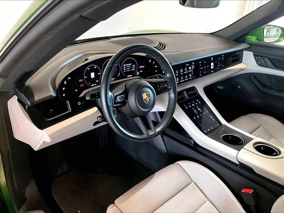 2022 Porsche Taycan 4S - Image 4 of 6