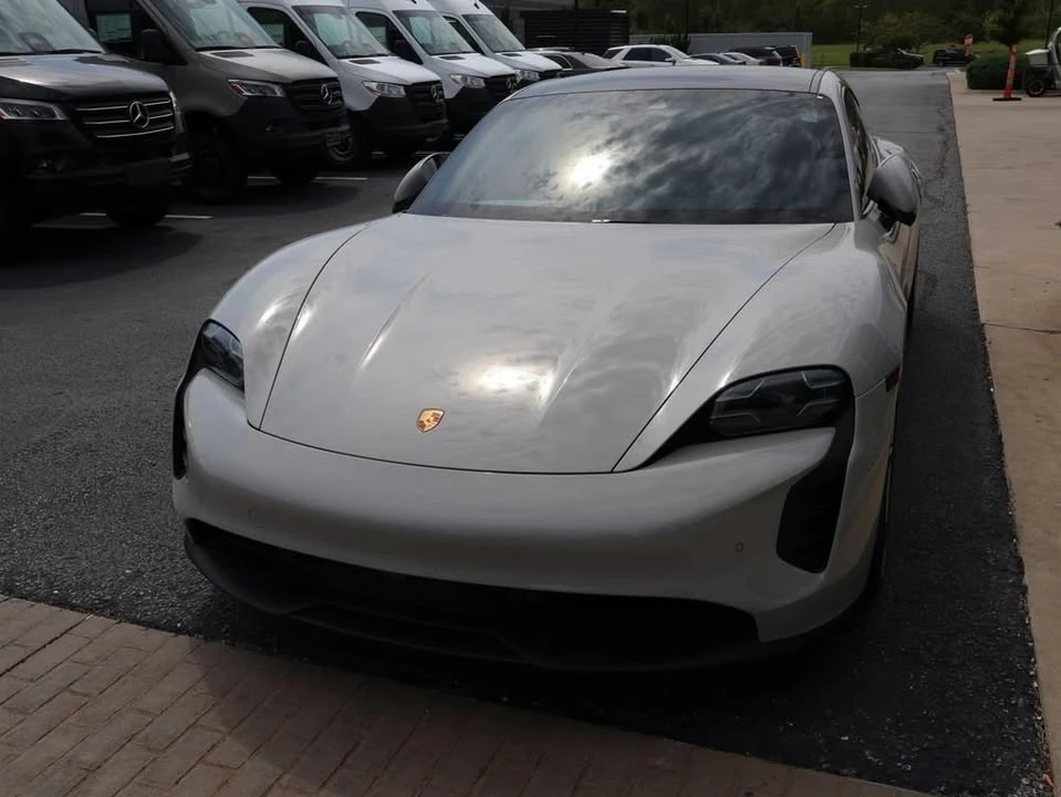 2022 Porsche Taycan 4S - Image 4 of 17