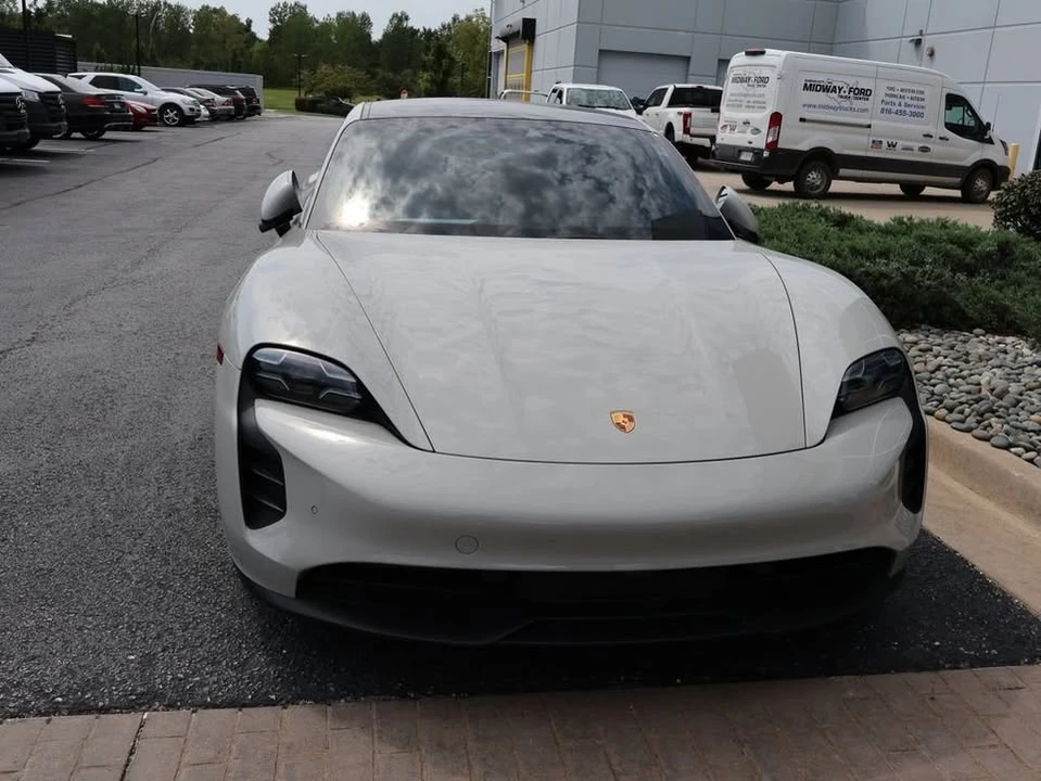 2022 Porsche Taycan 4S - Image 3 of 17