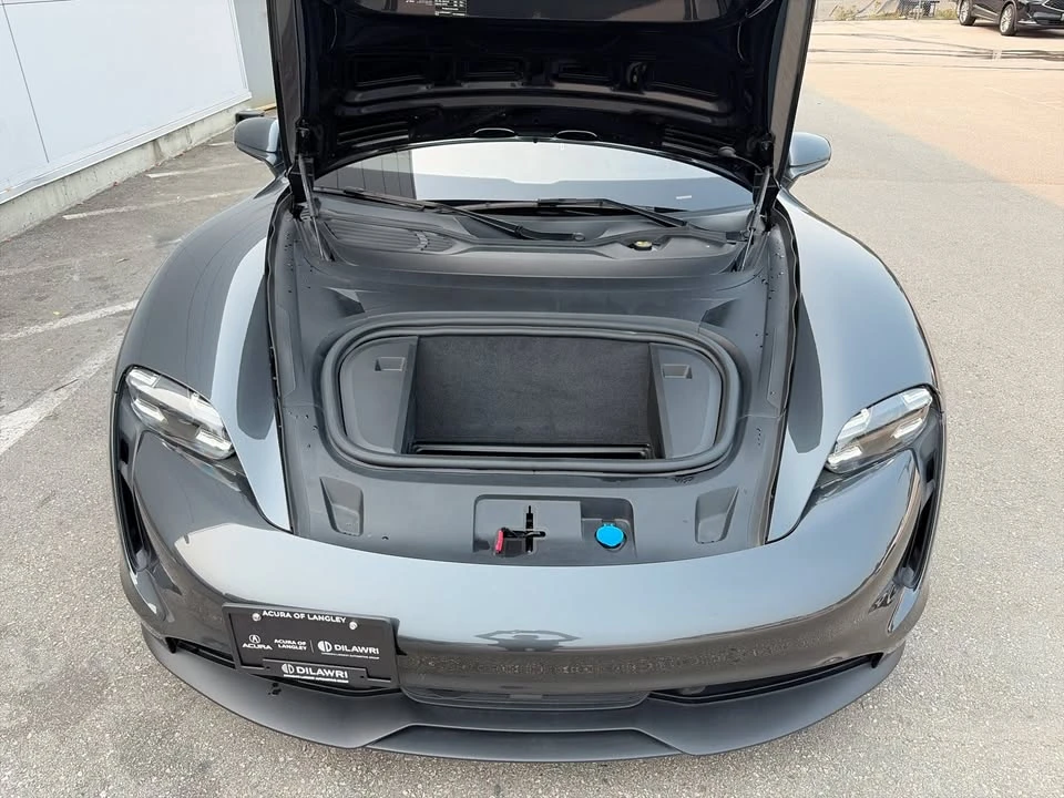 2022 Porsche Taycan 4S - Image 18 of 18