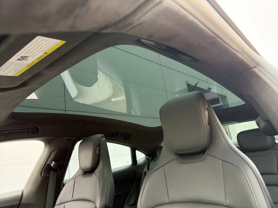 2022 Porsche Taycan 4S - Image 14 of 18