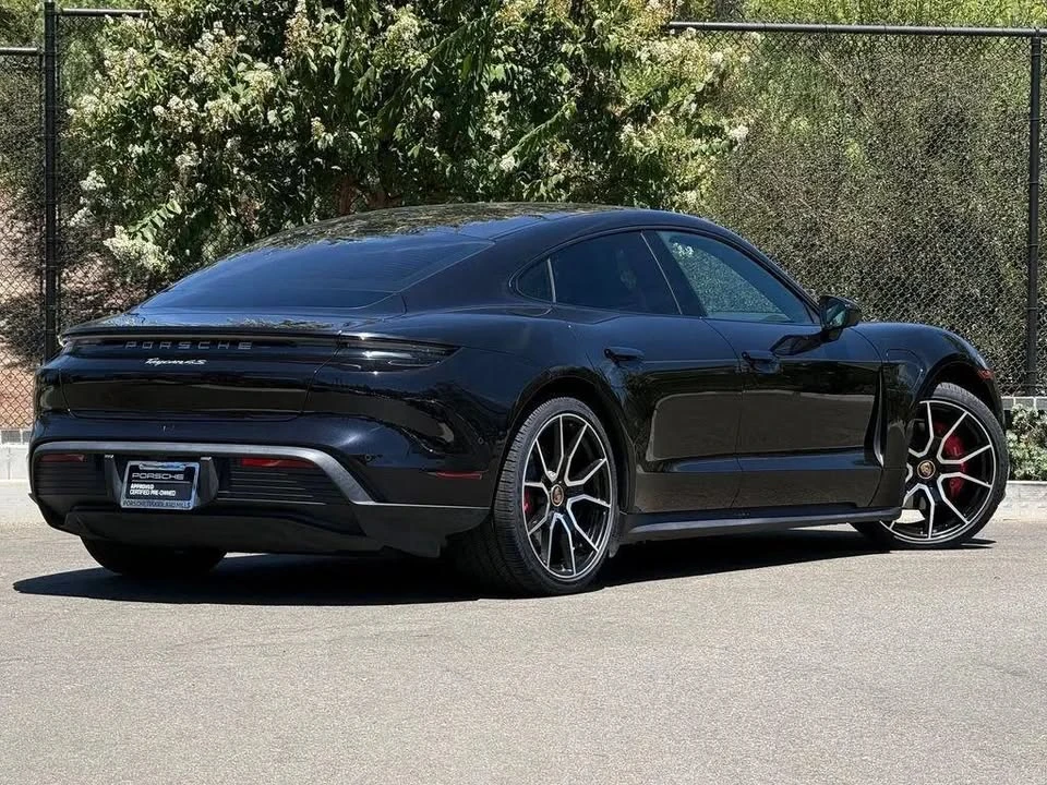 2022 Porsche Taycan 4S - Image 7 of 20