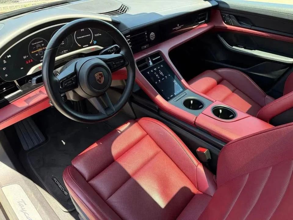 2022 Porsche Taycan 4S - Image 4 of 20