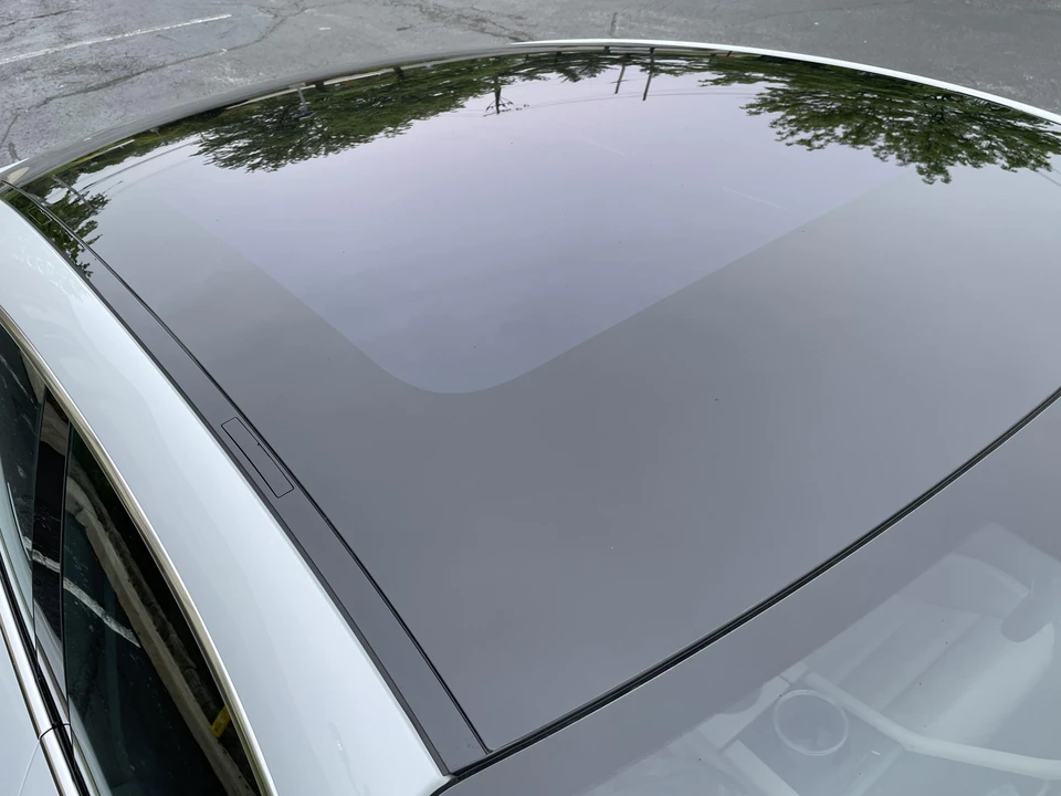 2022 Porsche Taycan 4S - Image 22 of 31