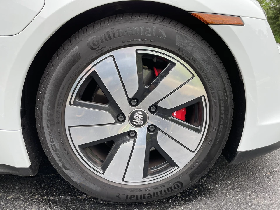 2022 Porsche Taycan 4S - Image 30 of 31
