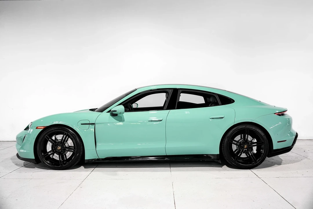 2022 Porsche Taycan 4S - Image 7 of 21