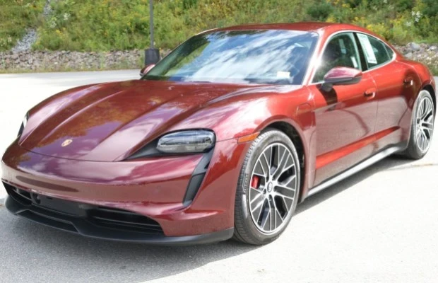 2022 Porsche Taycan 4S - Image 3 of 7