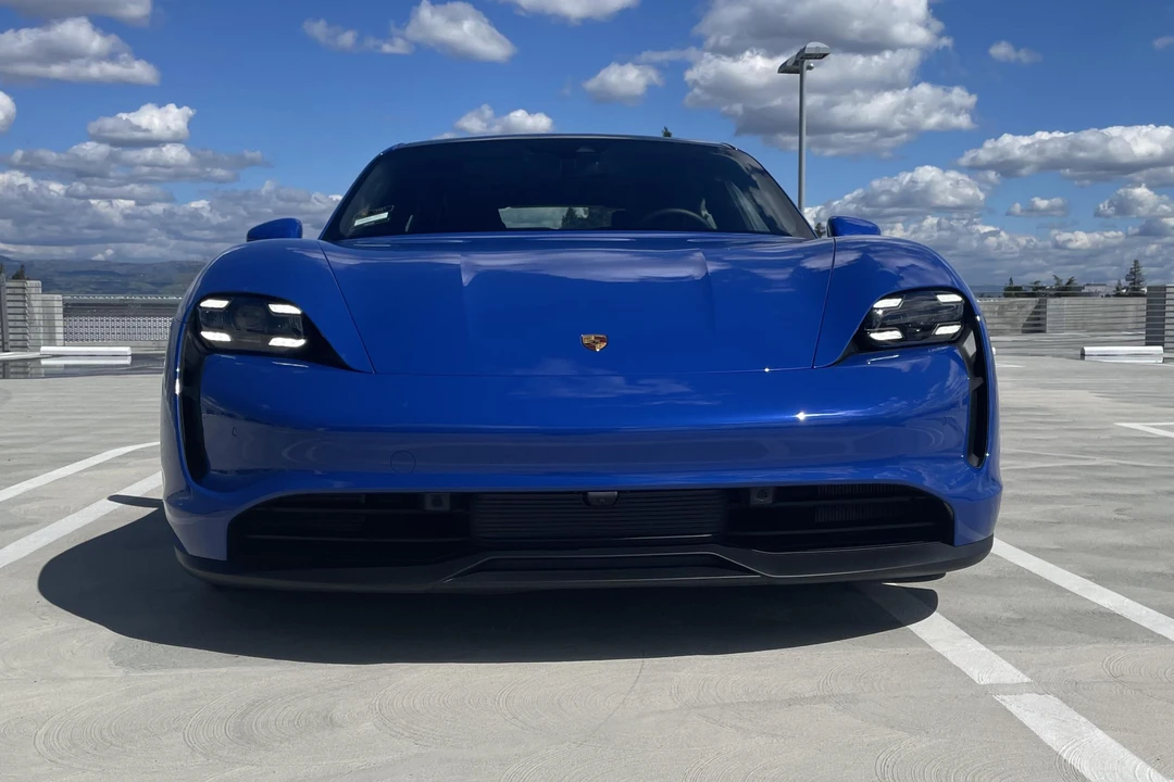 2022 Porsche Taycan 4S - Image 6 of 31