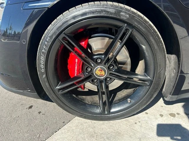 2022 Porsche Taycan 4S - Image 10 of 21
