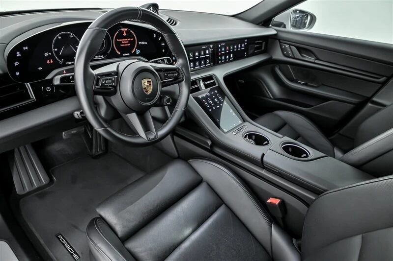 2022 Porsche Taycan 4S - Image 20 of 21
