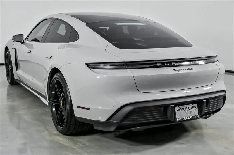 2022 Porsche Taycan 4S - Image 10 of 21
