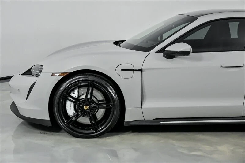 2022 Porsche Taycan 4S - Image 7 of 21