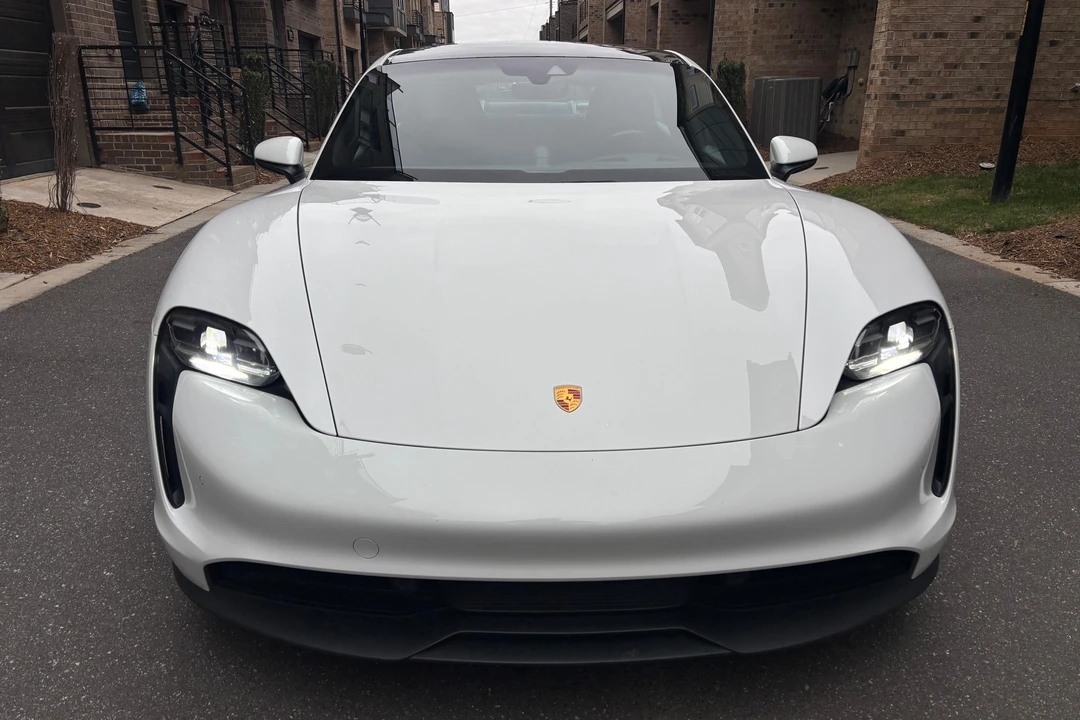 2022 Porsche Taycan 4S - Image 2 of 31
