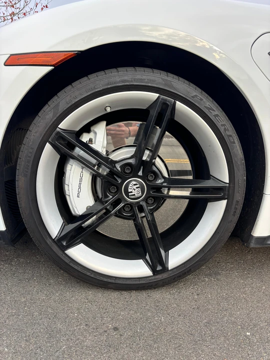 2022 Porsche Taycan 4S - Image 21 of 31