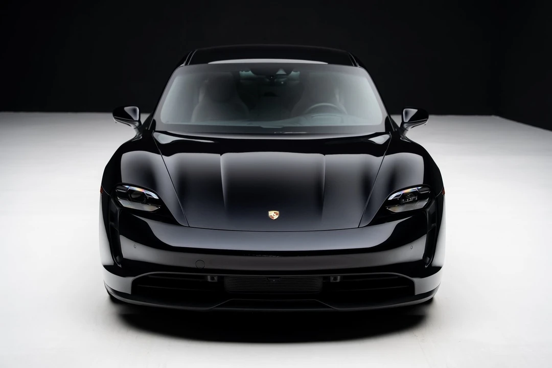 2022 Porsche Taycan 4S - Image 6 of 12