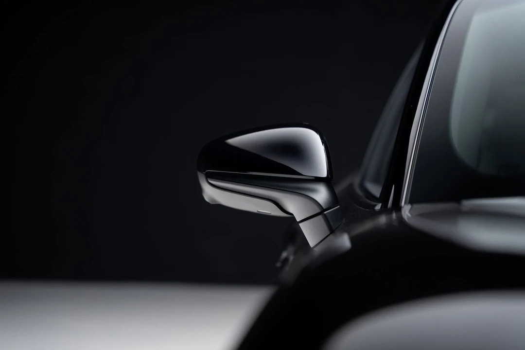 2022 Porsche Taycan 4S - Image 14 of 21