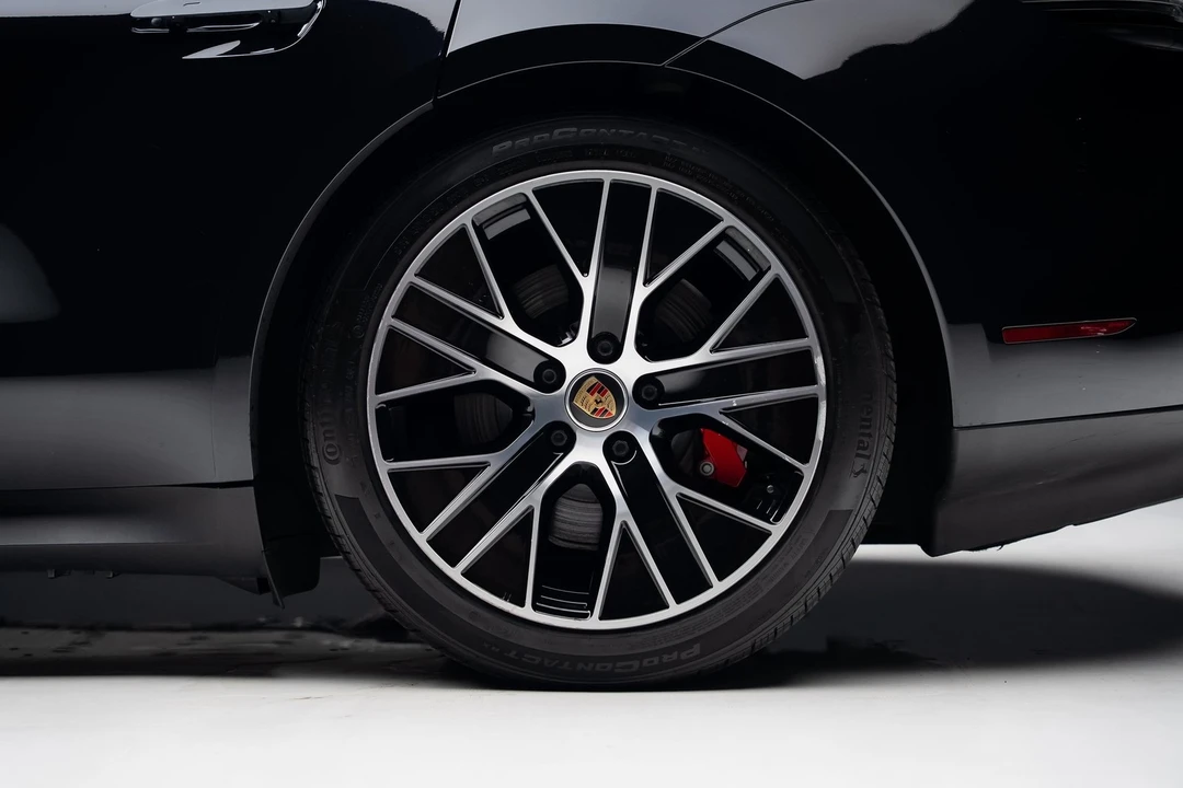 2022 Porsche Taycan 4S - Image 20 of 21