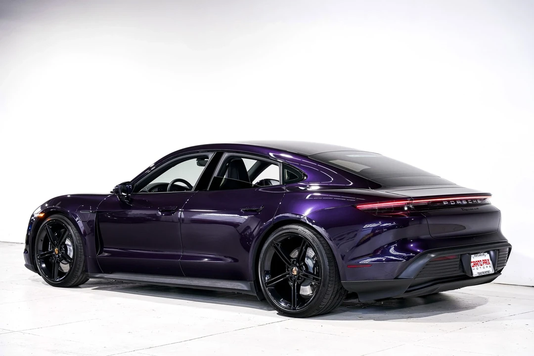 2022 Porsche Taycan 4S - Image 8 of 12
