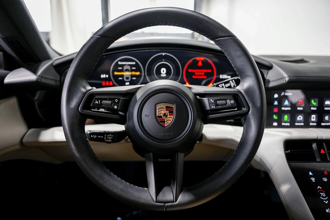 2022 Porsche Taycan 4S - Image 10 of 12