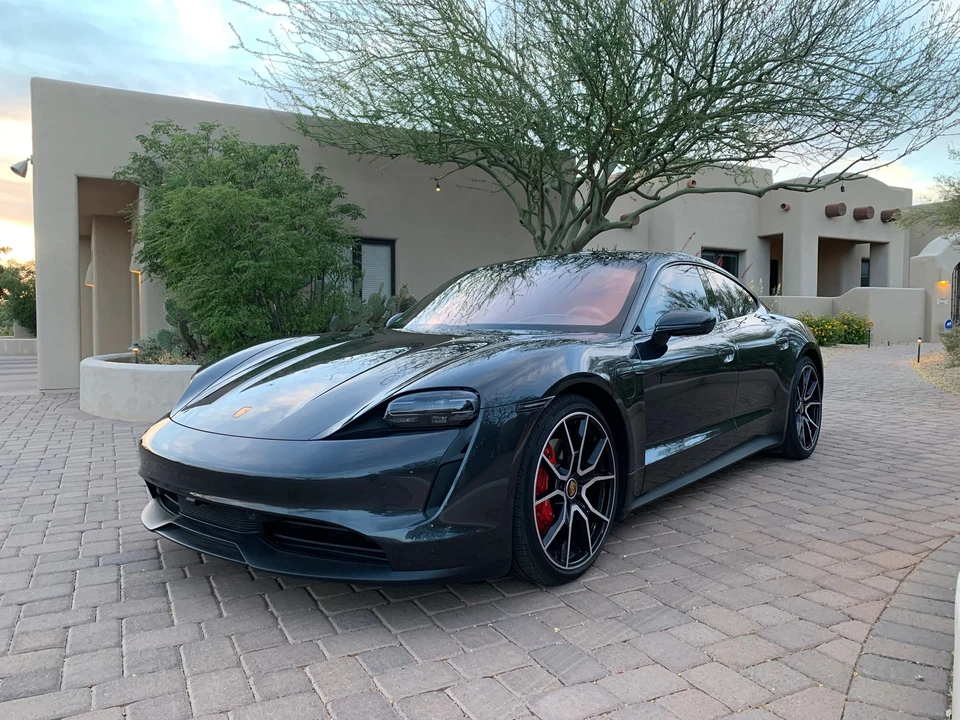 2022 Porsche Taycan 4S - Image 3 of 11