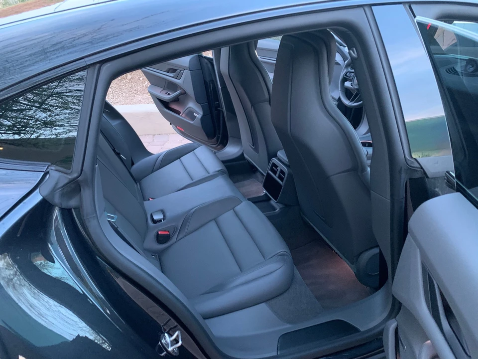 2022 Porsche Taycan 4S - Image 6 of 11