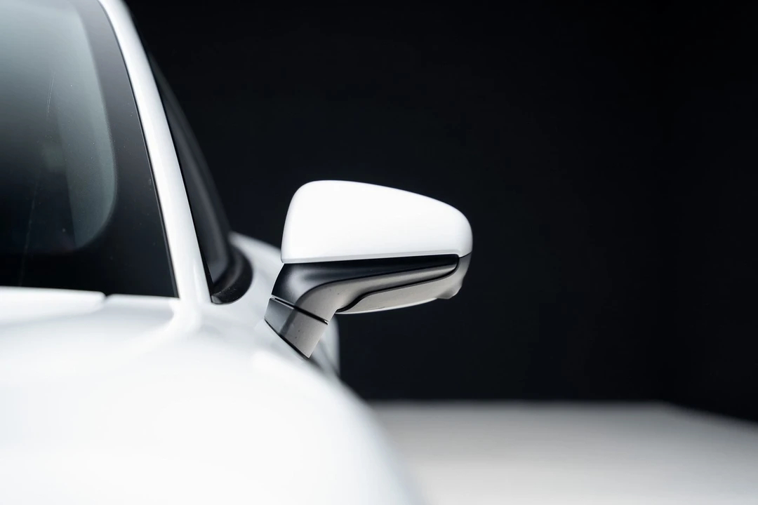 2022 Porsche Taycan 4S - Image 14 of 21