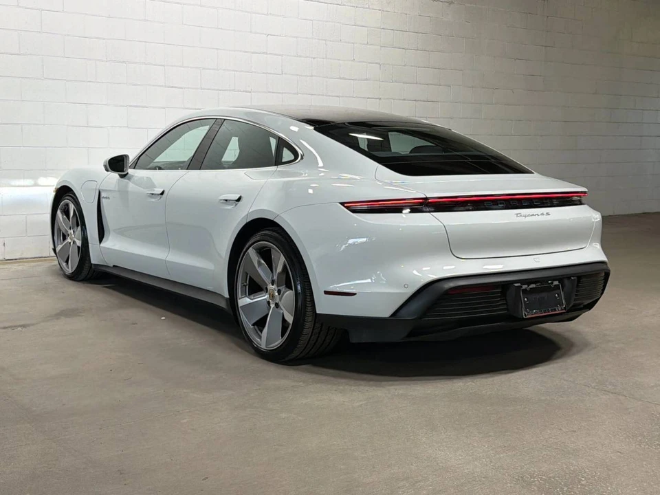 2022 Porsche Taycan 4S - Image 3 of 5