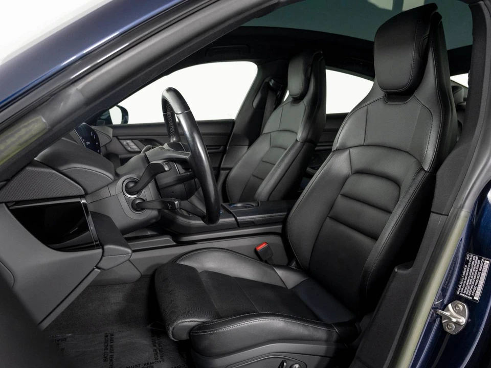 2022 Porsche Taycan 4S - Image 4 of 5